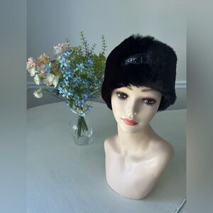 UGG Black Faux Fur Winter Head band